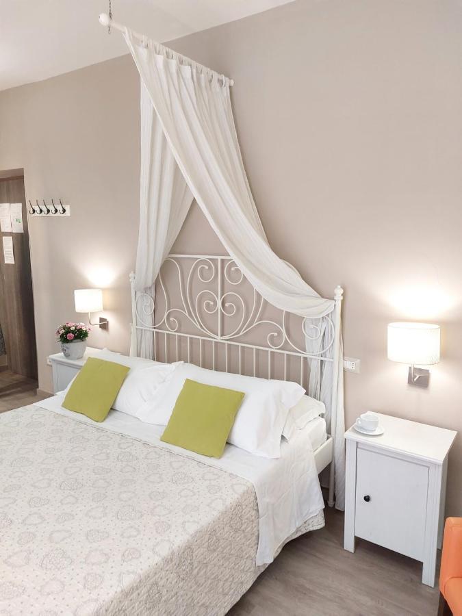Sweet Home & Wellness Affittacamere Nettuno Eksteriør billede