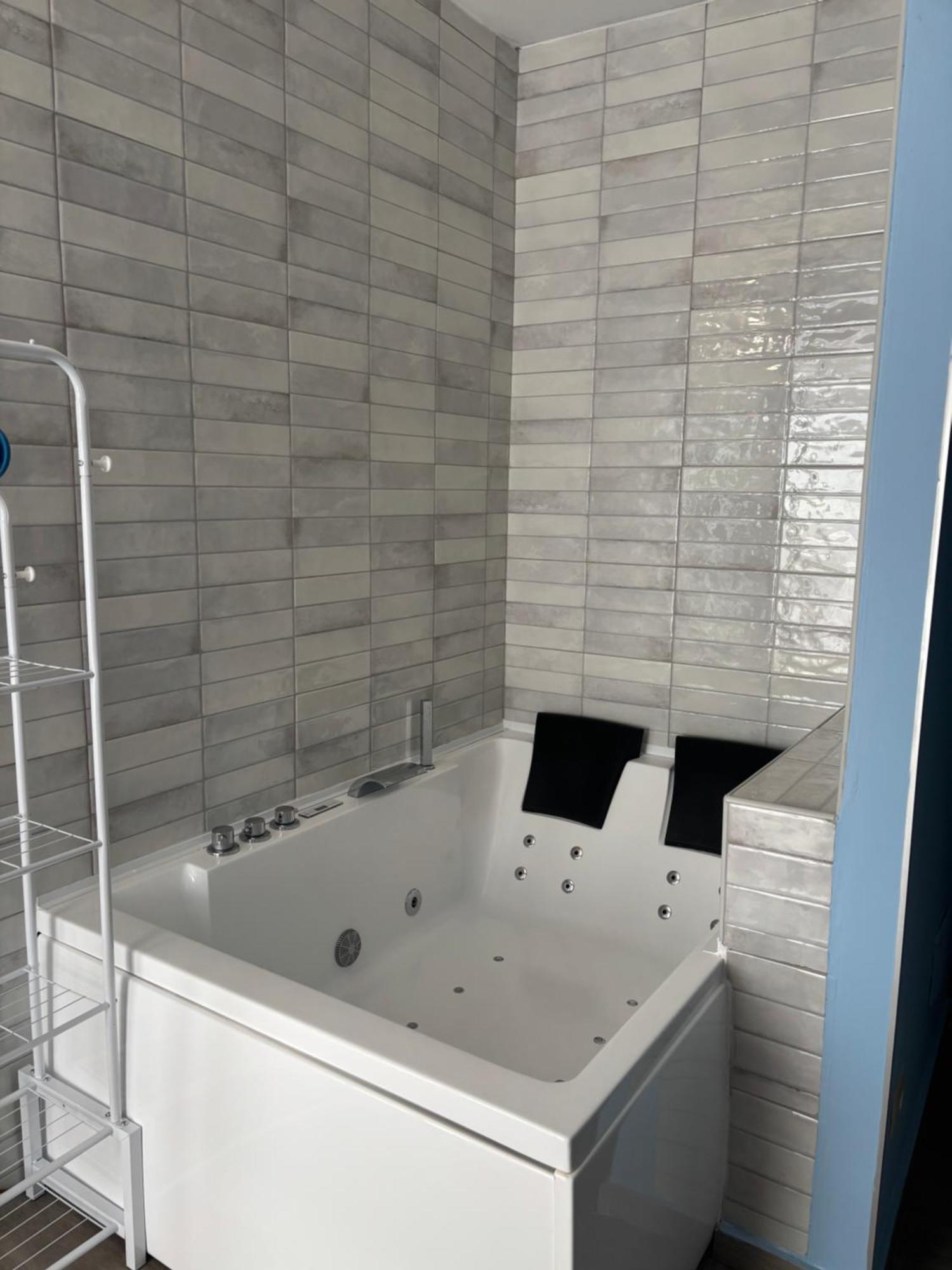 Sweet Home & Wellness Affittacamere Nettuno Eksteriør billede